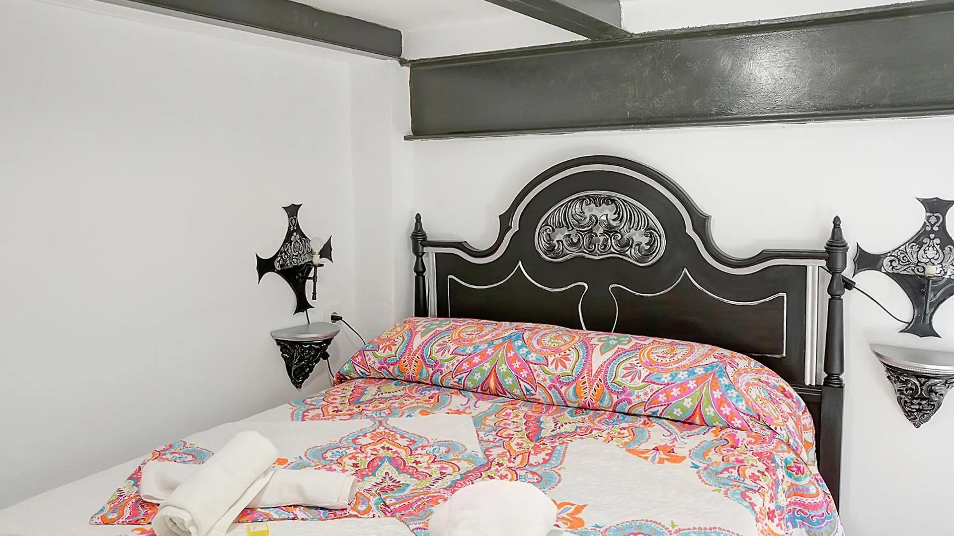 Magical Studio In The Center Feijoo Seville 0*,  Spain